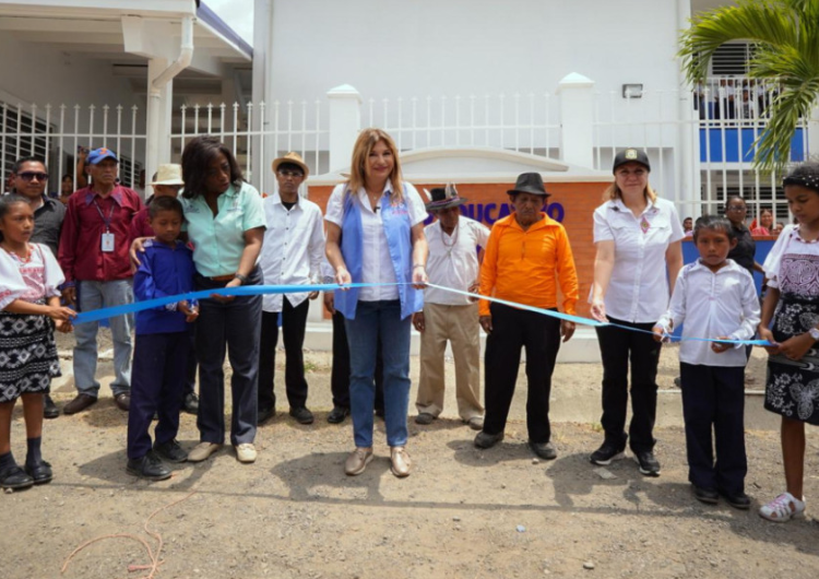foto de portada de la publicación Inauguración de escuelas en nuestros pueblos indígenas