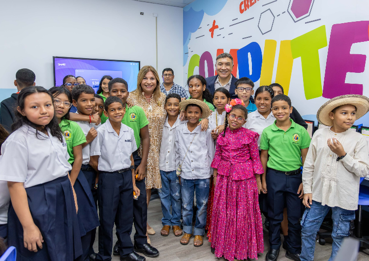 foto de portada de la publicación Reinauguración de la Escuela Bilingüe Simón Bolívar