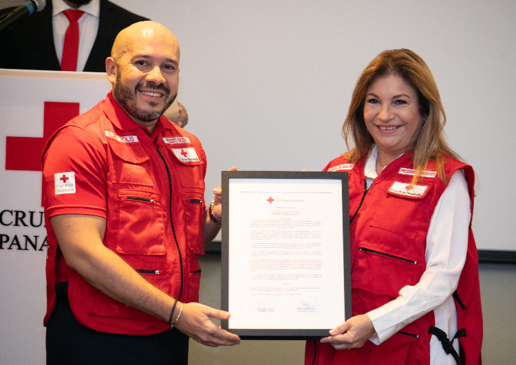 foto de portada de la publicación La Cruz Roja Panameña designa a la Primera Dama de la República de Panamá como Presidenta Honoraria