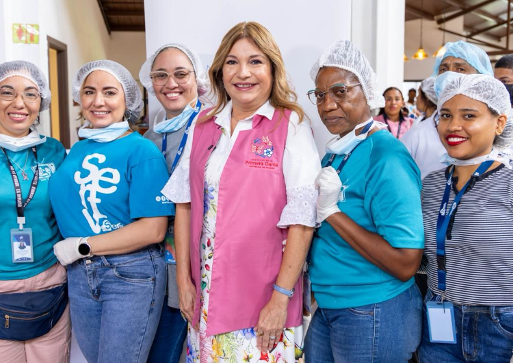 foto de portada de la publicación Solidaridad y apoyo: Sandwichatón 2025 lleva esperanza a pacientes del Instituto Oncológico Nacional