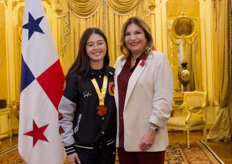 foto de portada de la publicación Reconocimiento a los finalistas del concurso Nacional de Oratoria en la Presidencia de la República