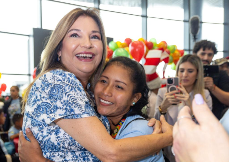 foto de portada de la publicación La primera vez que el cielo se volvió posible: niños de Cimarrón Paraíso vivieron su experiencia aérea