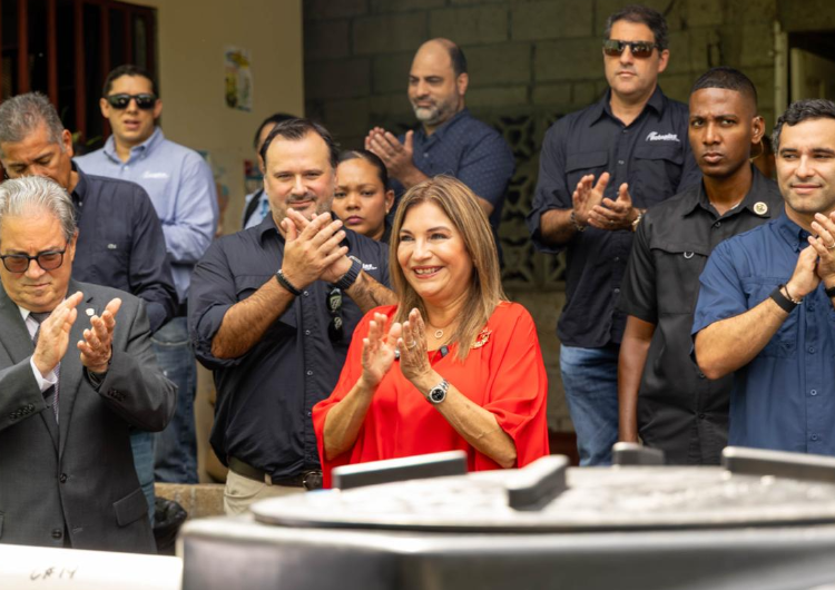 foto de portada de la publicación Programa Lluvia de Felicidad beneficia a 35 hogares de Llano Bonito con sistemas de recolección de agua de lluvia