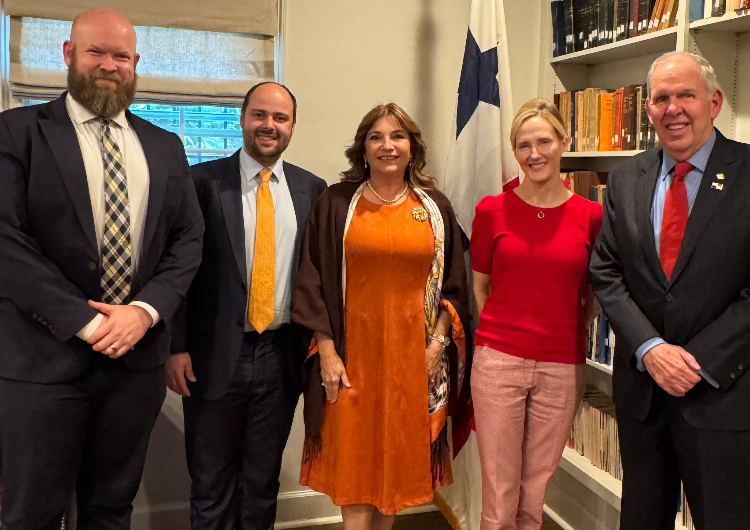 foto de portada de la publicación Desde Nueva York, Panamá fortalece alianzas con Meta para la protección digital de niños y adolescentes