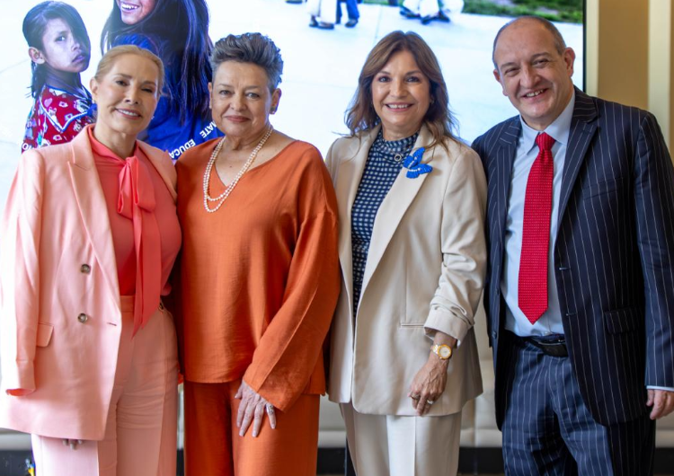 foto de portada de la publicación Alianzas sociales y cooperación regional marcaron encuentro de UNICEF y CEAPI en México