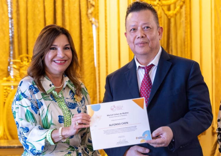 foto de portada de la publicación Entrega de reconocimientos destaca el aporte de aliados del Congreso de Salud Mental
