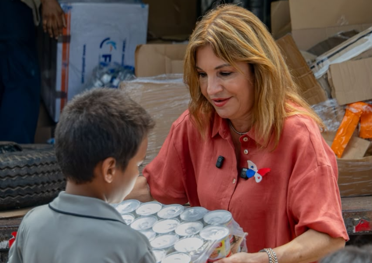 foto de portada de la publicación Hospital Joaquín Pablo Franco Sayas, comunidades de Macaracas y estadio Flaco Bala Hernández reciben visita y apoyo para las familias afectadas