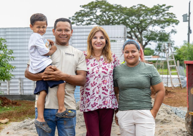 foto de portada de la publicación Avanza la reconstrucción de la vivienda de Juan en Pesé, Herrera